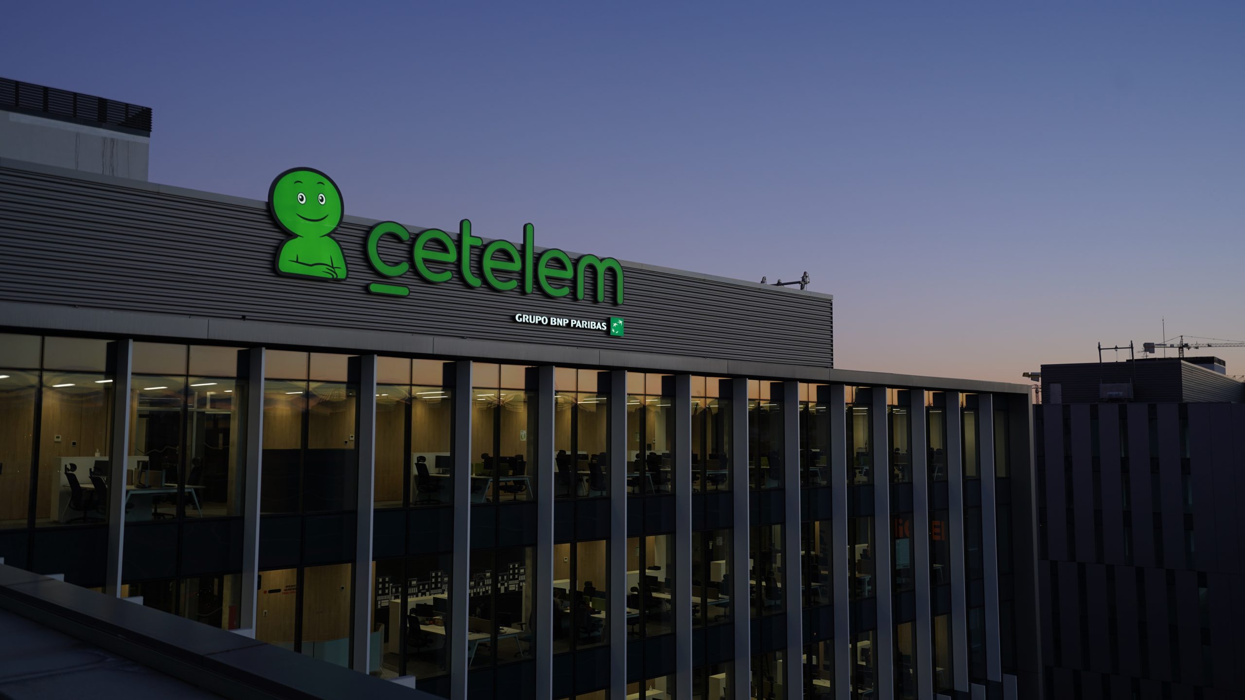 El Grupo BEI y Cetelem unen fuerzas para destinar 200 millones de euros de financiación a inversiones en eficiencia energética para hogares en España