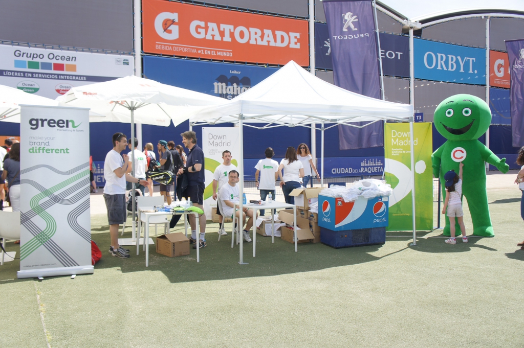 Stand del Torneo de tenis y pádel Cetelem - Down Madrid