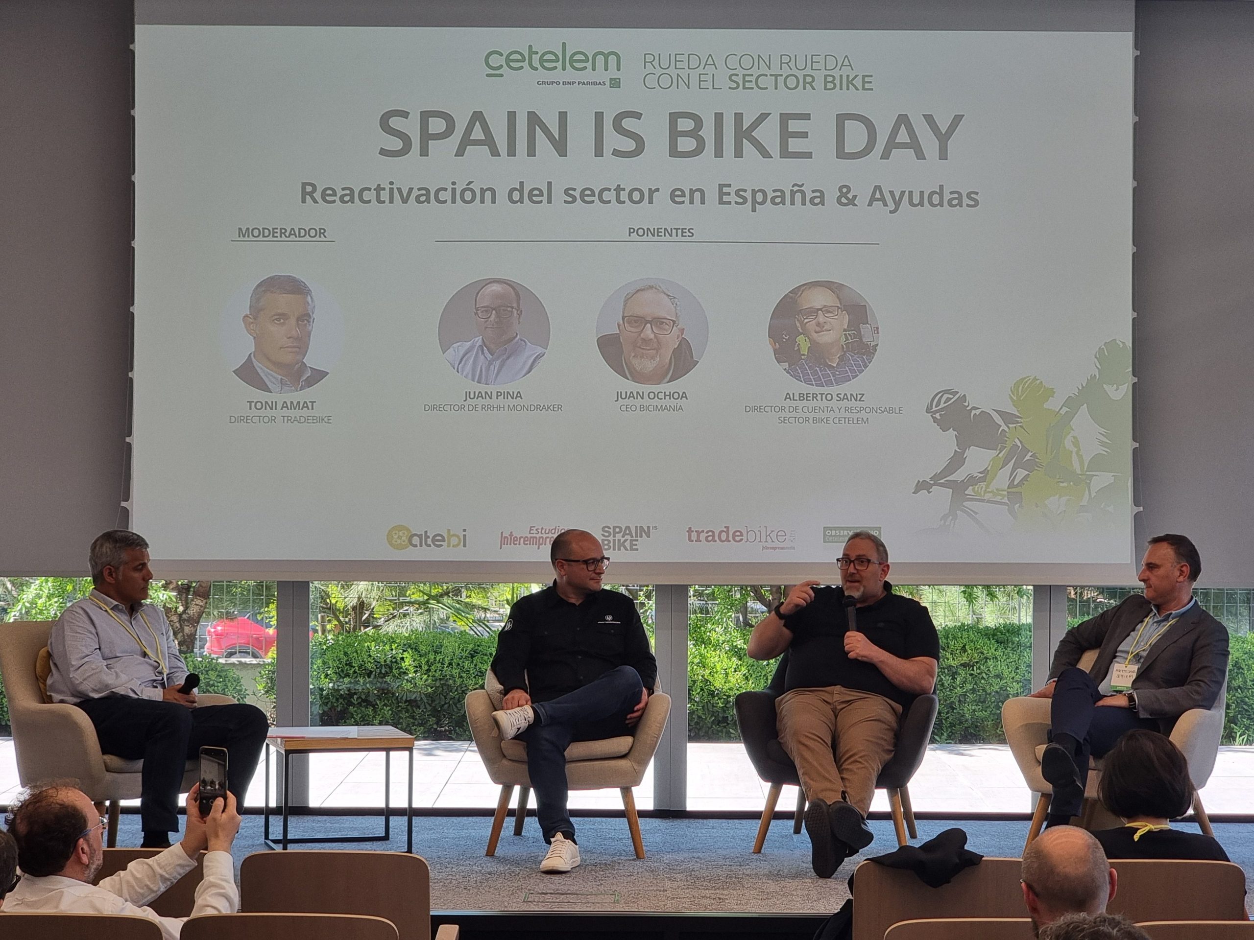 Mesa reactivación del sector en España y Ayudas